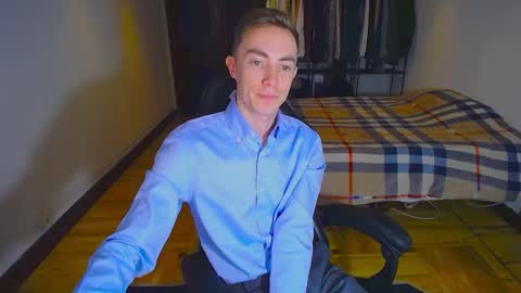 carlos reyes online show from January 28, 2025, 12:43 pm