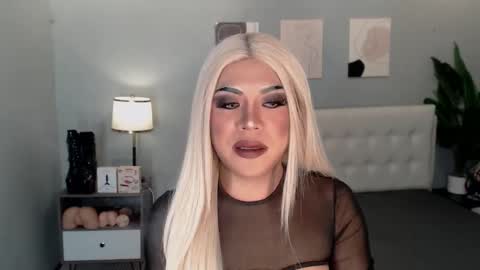 charlizetorres69 online show from January 11, 2026, 9:14 am