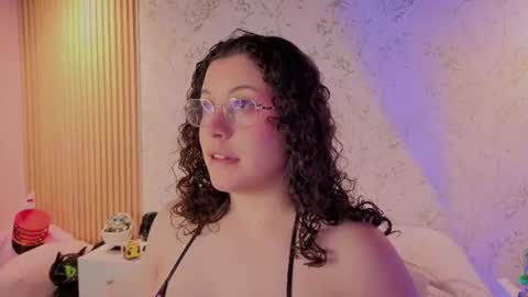 Snapshot of charlote__miller chatting on June 14, 2026, 12:40 pm You honey online show from June 14, 2026, 12:40 pm