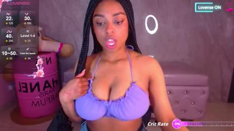 Charlote  online show from December 17, 2025, 12:44 pm