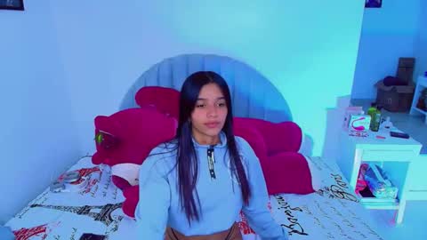 Snapshot of charlotte_0309 chatting on December 4, 2025, 9:23 pm charlotte online show from December 4, 2025, 9:23 pm