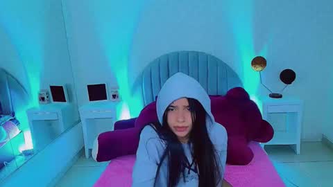 Snapshot of charlotte_0309 chatting on February 13, 2026, 5:47 am charlotte online show from February 13, 2026, 5:47 am