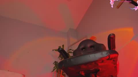 charlotte  grey online show from March 23, 2026, 5:39 pm