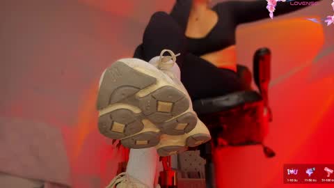 charlotte  grey online show from March 27, 2026, 8:19 pm