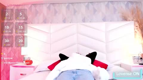 Daniela online show from November 5, 2025, 3:39 am