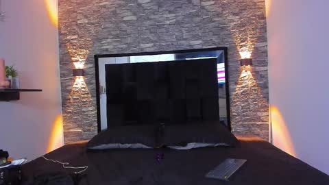 charlotte_adams1 online show from October 17, 2025, 11:18 pm
