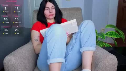 Charlotte online show from November 23, 2025, 4:23 am