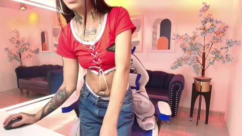 Charlotte online show from November 14, 2025, 4:11 am