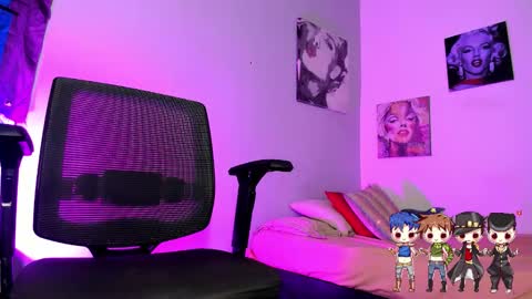 Charlie  online show from November 18, 2025, 9:25 am