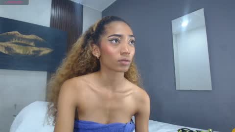 Snapshot of charlotte_love10 chatting on January 17, 2025, 11:59 am CHARLOTTE online show from January 17, 2025, 11:59 am