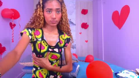 Snapshot of charlotte_love10 chatting on February 19, 2025, 2:55 pm CHARLOTTE online show from February 19, 2025, 2:55 pm