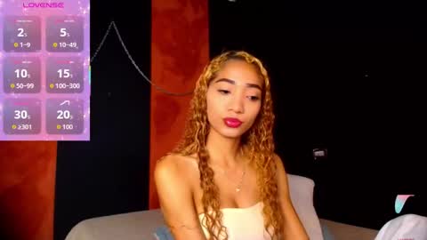 Snapshot of charlotte_love10 chatting on September 28, 2025, 11:37 am CHARLOTTE online show from September 28, 2025, 11:37 am