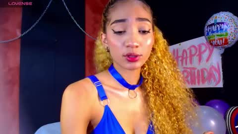 Snapshot of charlotte_love10 chatting on October 10, 2025, 12:59 pm CHARLOTTE online show from October 10, 2025, 12:59 pm