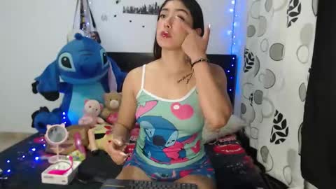 Snapshot of charlotte_luna95 chatting on December 20, 2025, 3:46 am Charlotte luna95 online show from December 20, 2025, 3:46 am