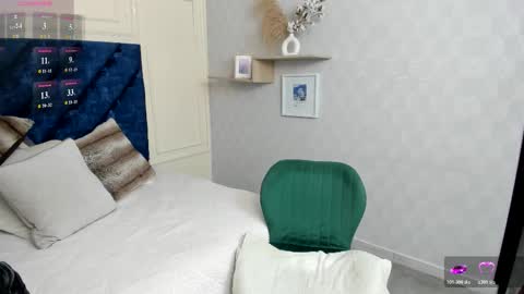 Charlotte Mayers online show from March 26, 2026, 11:27 am