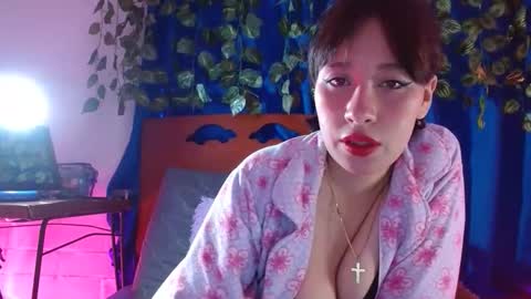 charlotte_morh_ online show from April 16, 2026, 4:02 am