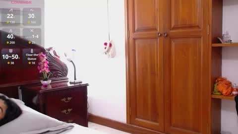 Charlotte   online show from November 26, 2025, 11:06 pm