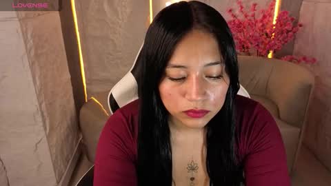Snapshot of charlotte_tx chatting on September 19, 2025, 1:01 pm Online 800 to 1400 online show from September 19, 2025, 1:01 pm