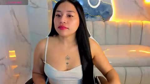 Snapshot of charlotte_tx chatting on October 2, 2025, 2:18 am Online 800 to 1400 online show from October 2, 2025, 2:18 am