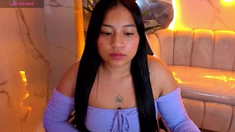 Snapshot of charlotte_tx chatting on October 16, 2025, 4:52 pm Online 800 to 1400 online show from October 16, 2025, 4:52 pm