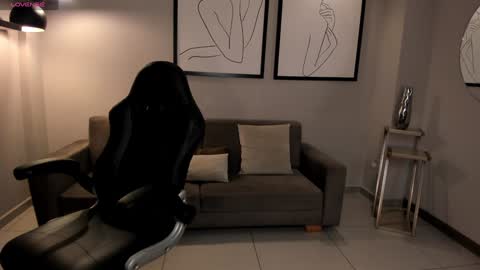 Charlotte online show from February 6, 2025, 11:10 am