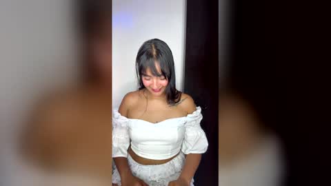 Snapshot of charlottekiss99 chatting on April 28, 2026, 3:28 pm charlottekiss99 online show from April 28, 2026, 3:28 pm