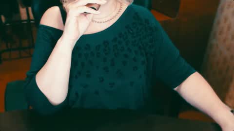 Snapshot of charlottextasty chatting on December 2, 2024, 8:55 pm CharlotteXTasty online show from December 2, 2024, 8:55 pm