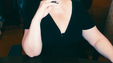 Snapshot of charlottextasty chatting on November 13, 2025, 11:31 am CharlotteXTasty online show from November 13, 2025, 11:31 am