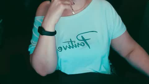 Snapshot of charlottextasty chatting on November 18, 2025, 5:17 pm CharlotteXTasty online show from November 18, 2025, 5:17 pm