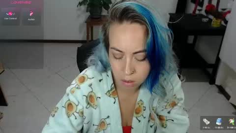 Snapshot of charlottezoe1 chatting on February 14, 2025, 8:31 am charlottezoe online show from February 14, 2025, 8:31 am