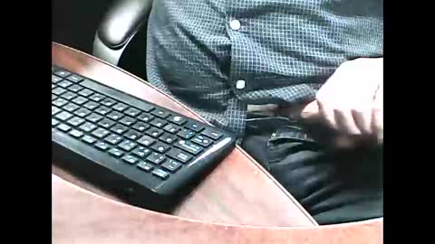 Snapshot of charmeur2672 chatting on September 24, 2025, 10:18 am charmeur2672 online show from September 24, 2025, 10:18 am