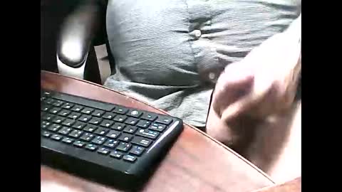 Snapshot of charmeur2672 chatting on February 18, 2026, 10:00 am charmeur2672 online show from February 18, 2026, 10:00 am