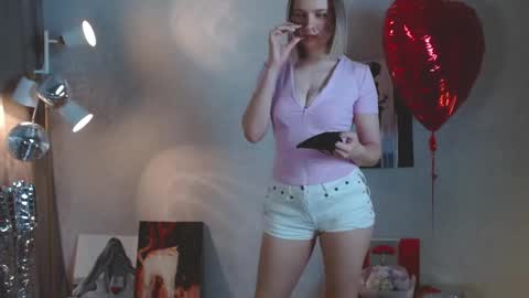 Michelle  online show from February 24, 2026, 2:20 am