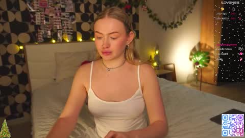 my fansly Charming daisy              My Wishlist  for new toys     online show from January 6, 2026, 4:00 pm