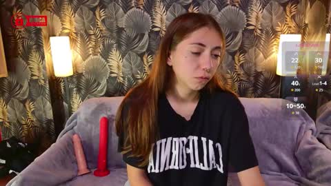 Snapshot of charming_lia chatting on October 23, 2025, 10:58 am CharmingLIA online show from October 23, 2025, 10:58 am