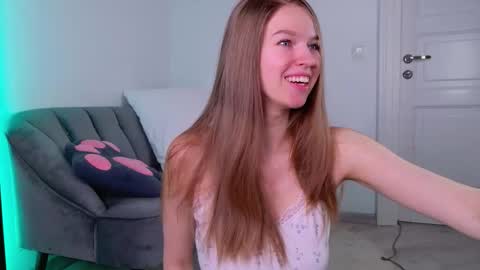 Snapshot of charming_ruru chatting on February 22, 2026, 6:02 am Ruru online show from February 22, 2026, 6:02 am