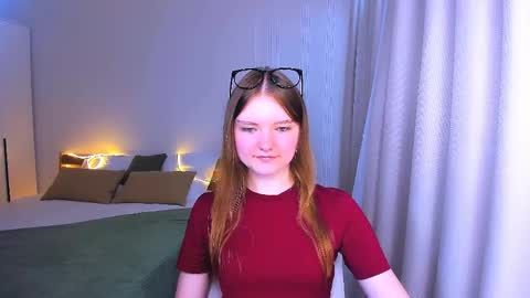 Snapshot of charminglookeva chatting on June 10, 2026, 4:23 am Im Eva online show from June 10, 2026, 4:23 am