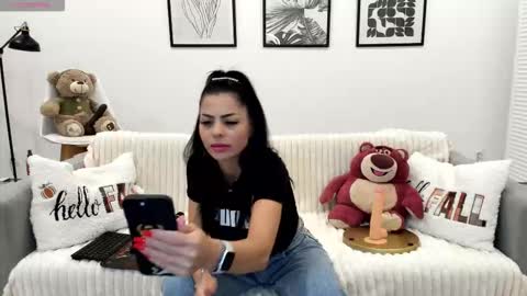 charmvanesa online show from September 21, 2025, 5:03 pm