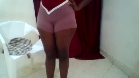 Snapshot of charmy_shanny chatting on December 3, 2025, 8:45 am charmy_shanny online show from December 3, 2025, 8:45 am