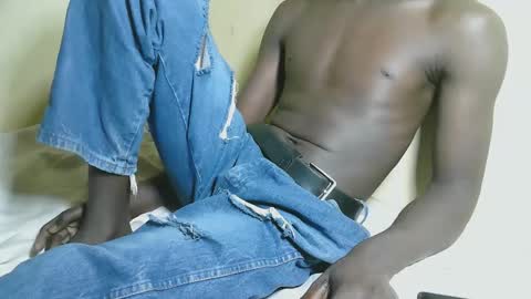 charmzboy online show from October 16, 2025, 10:05 am