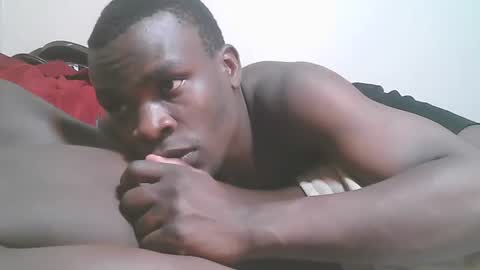 charmzboy online show from December 4, 2025, 8:50 pm