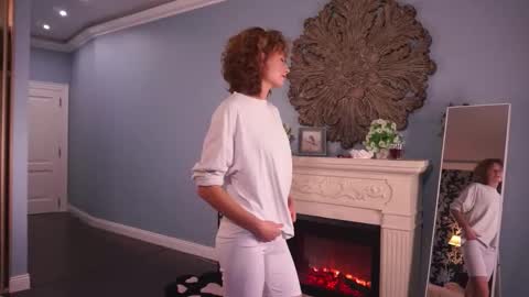 chasitykolenda online show from October 8, 2025, 8:28 pm