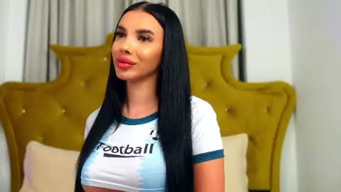 Snapshot of chaturbarbie_ chatting on July 7, 2026, 10:25 pm Velma online show from July 7, 2026, 10:25 pm