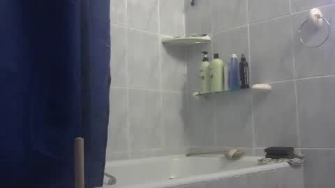 Snapshot of chaturbatordeluxe chatting on December 18, 2025, 3:23 am chaturbatordeluxe online show from December 18, 2025, 3:23 am