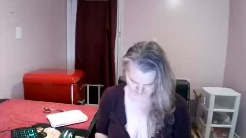 chealsiek online show from November 11, 2025, 11:38 pm