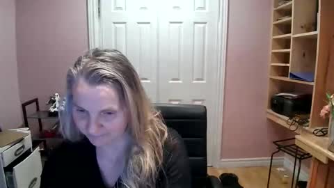 chealsiek online show from February 21, 2026, 2:01 am