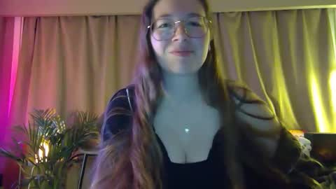 Snapshot of cheekynightowl chatting on September 12, 2025, 8:42 pm CheekyNightOwl online show from September 12, 2025, 8:42 pm