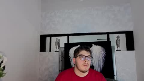   online show from December 21, 2025, 4:30 am