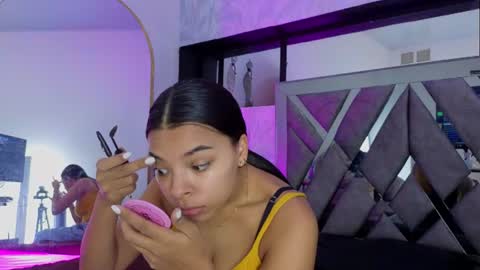 Snapshot of chel_seth chatting on June 30, 2026, 4:02 am online show from June 30, 2026, 4:02 am