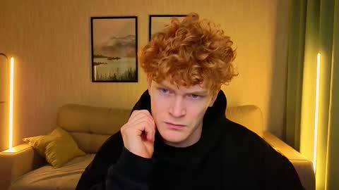 LUCASRYANPVT IS OPEN online show from November 22, 2025, 4:11 am